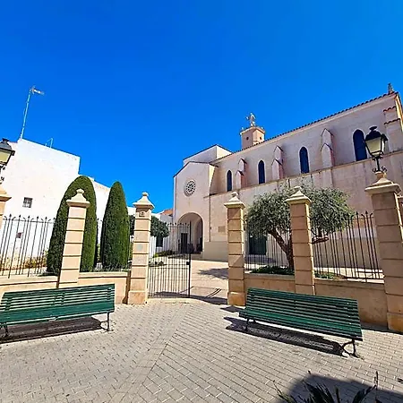 فندق Llonga's 7th 4*